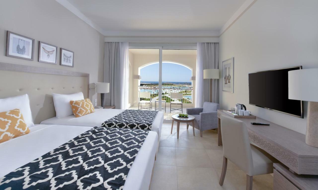 Steigenberger Resort Alaya Marsa Alam - Red Sea - Adults Friendly 16 Years Plus Coraya Bay Bagian luar foto A room at the hotel